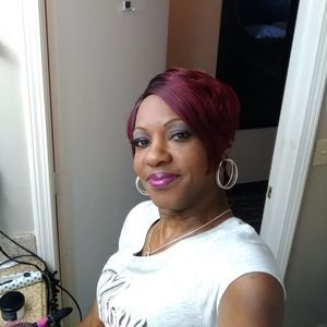 Meet your Posher, Leshell